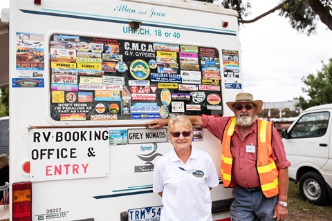 Kyabram-bush-market-and-rv-27